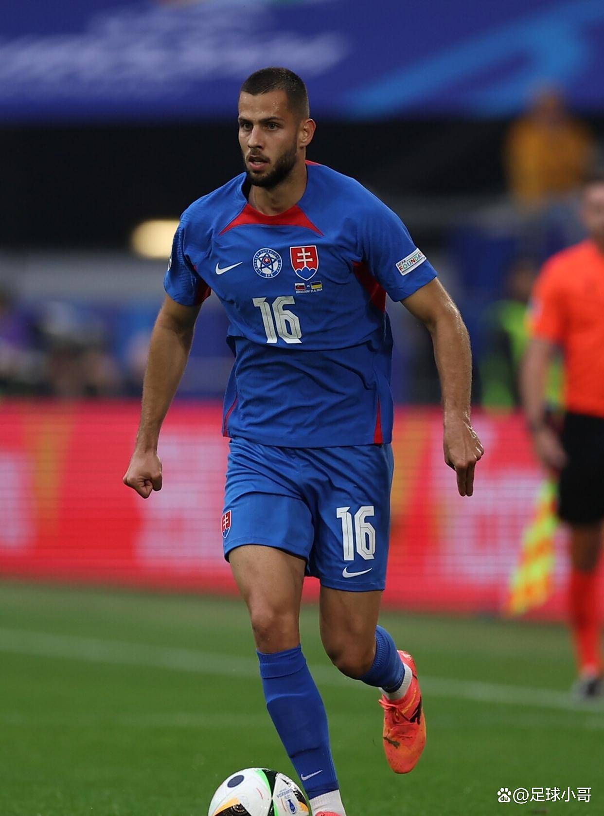 转折点!马德里竞技官宣签约;德甲赛前攻防权衡;媒体盛赞;赛程密集仍需轮换的简单介绍 转折点!马德里竞技官宣签约;德甲赛前攻防权衡;媒体盛赞;赛程密集仍需轮换的简单介绍