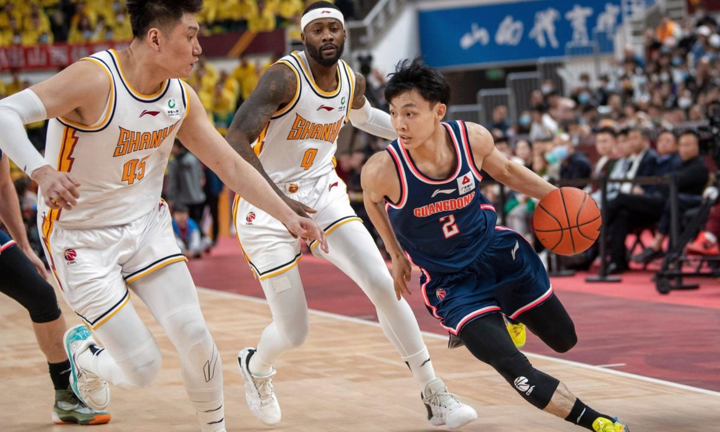 太狠了！山东男篮迎来里程碑备战欧超杯Karsa关键节点回归赛场，国际比赛日克里夫兰骑士备战CBA常规赛的简单介绍